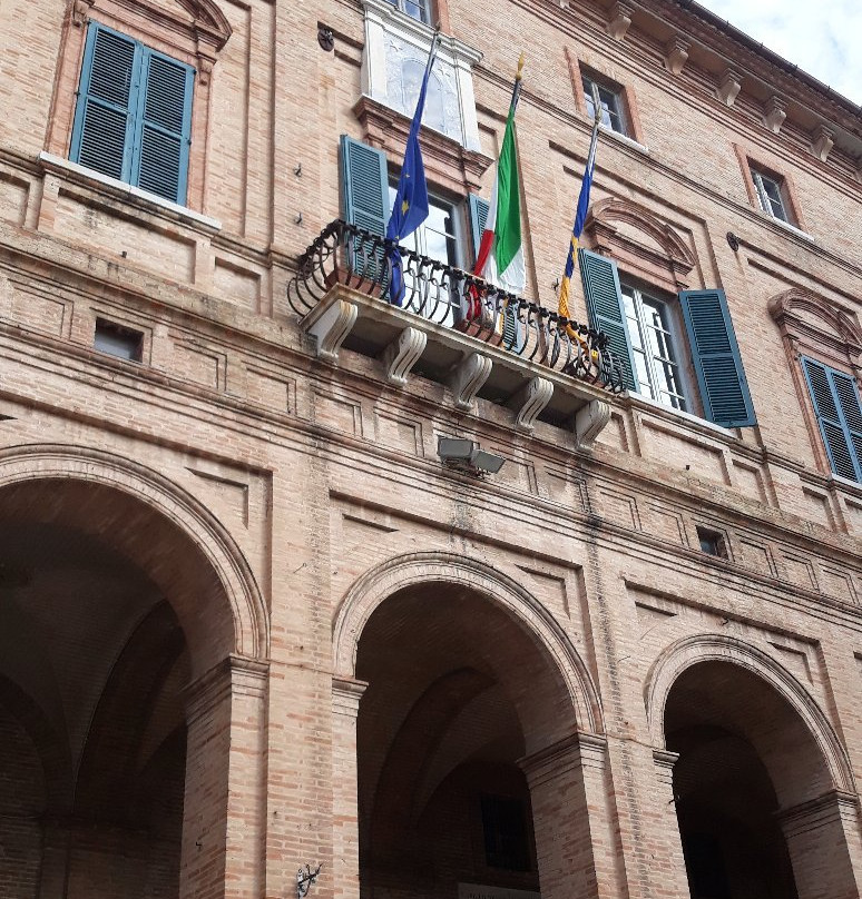 Palazzo Comunale-Ostra必去景点
