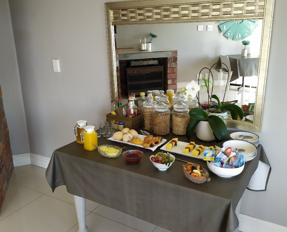 Hilltop Guesthouse主图