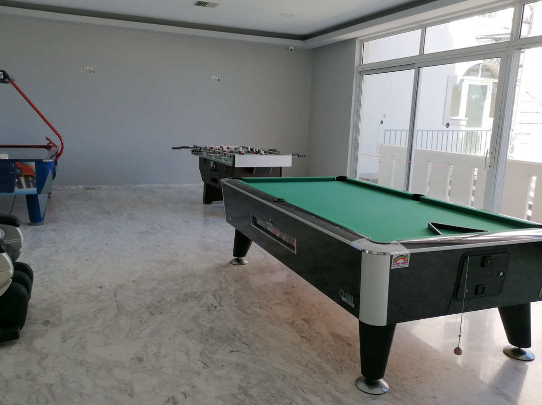 Daniel Luxury Apartments & Hotel主图