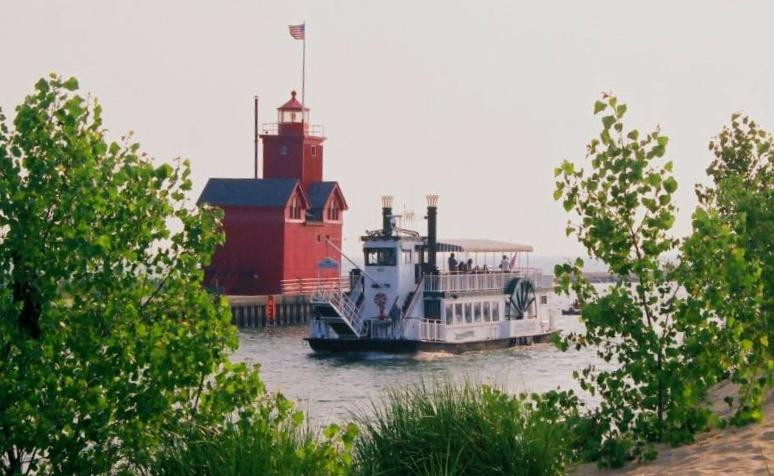 Holland Princess Dinner Cruises景点图片