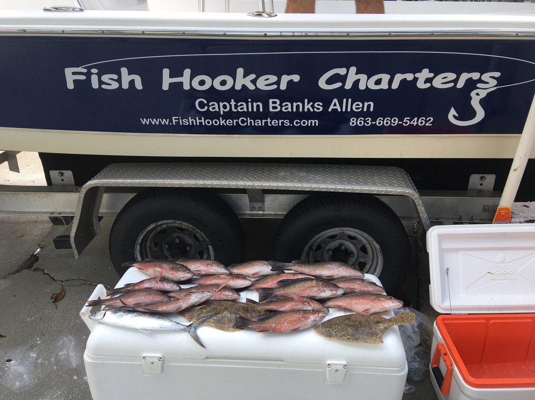 Fish Hooker Charters景点图片