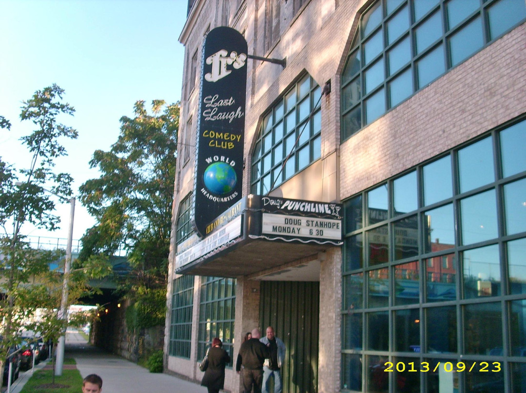 Jr's Last Laugh Comedy Club & Restaurant-伊利必去景点