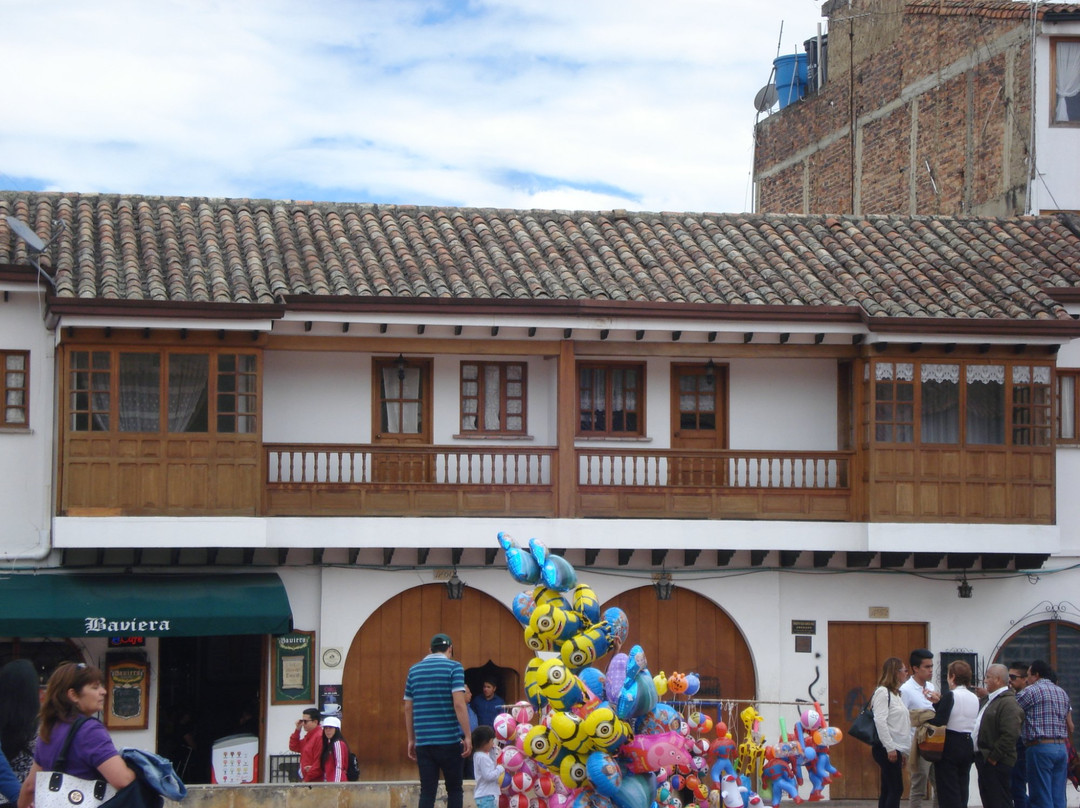 Plaza de Bolivar-Chiquinquira必去景点