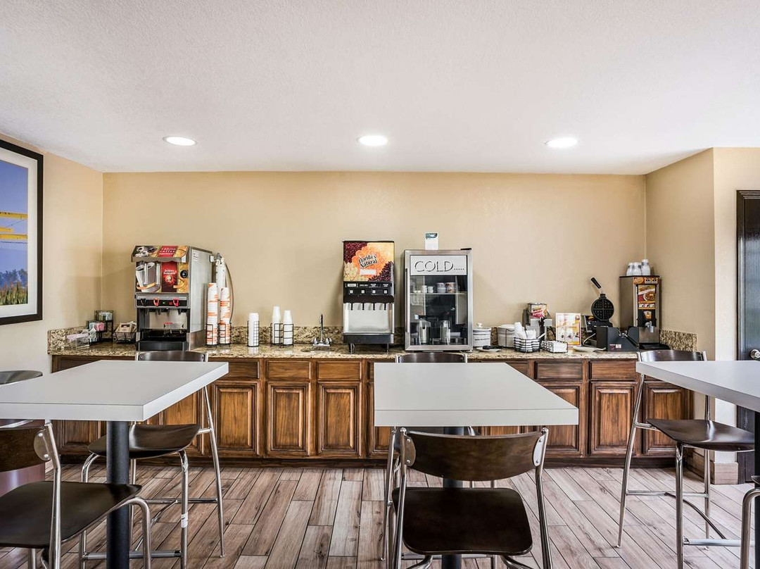 Mainstay Suites主图