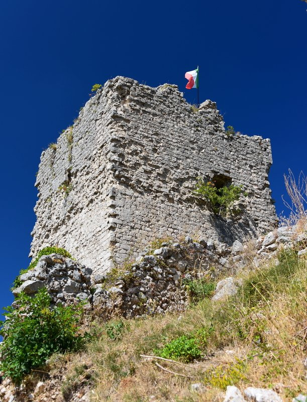 Castello di Roccaguglielma-Esperia必去景点