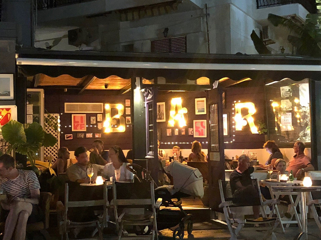 Paralio Cocktail Bar-Hanioti必去景点