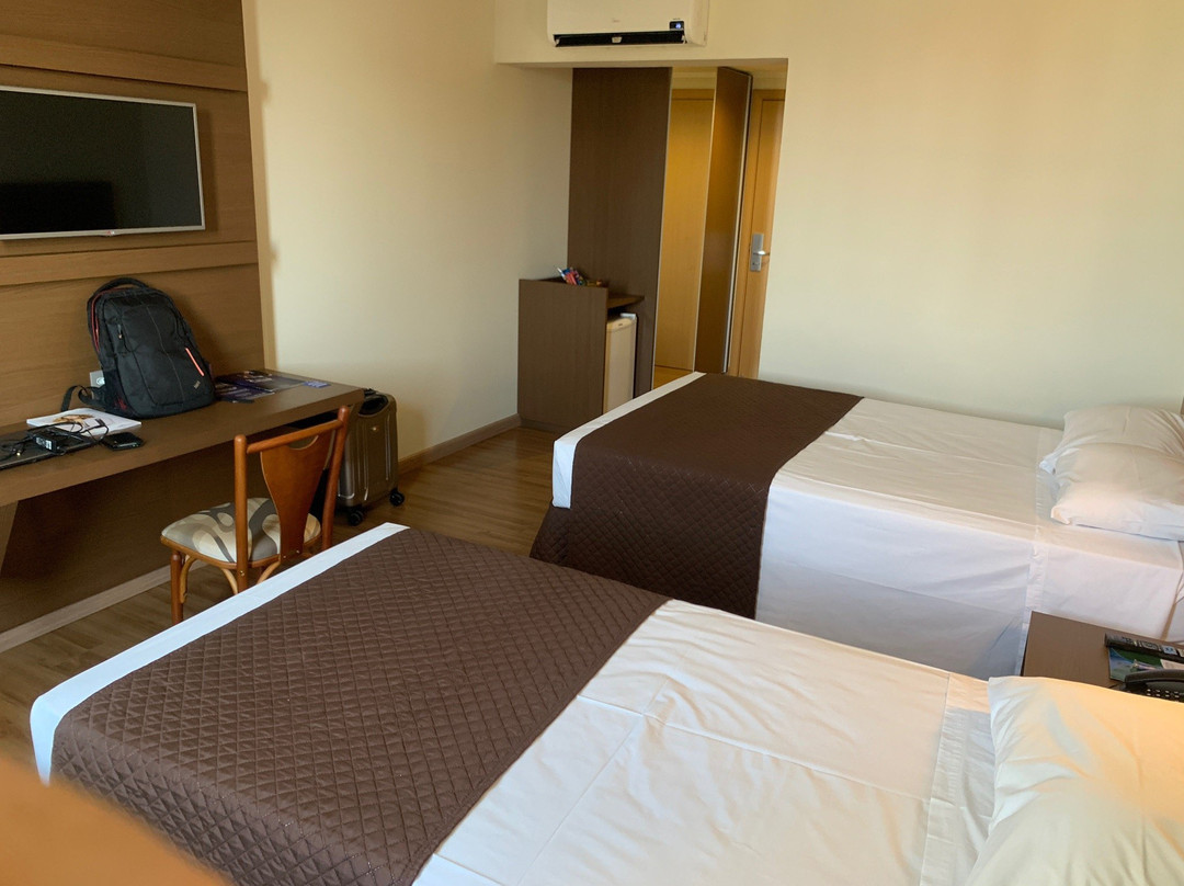 Hotel Caiuá Cascavel主图