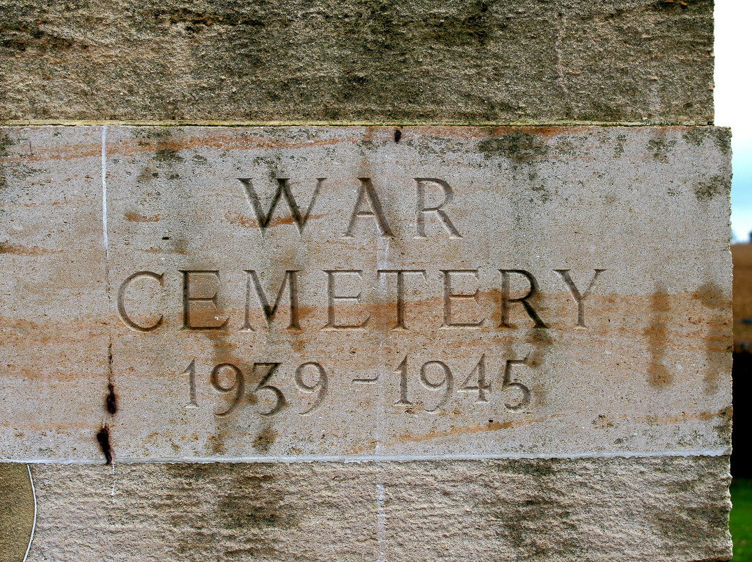 Cimetière Militaire Britannique景点图片