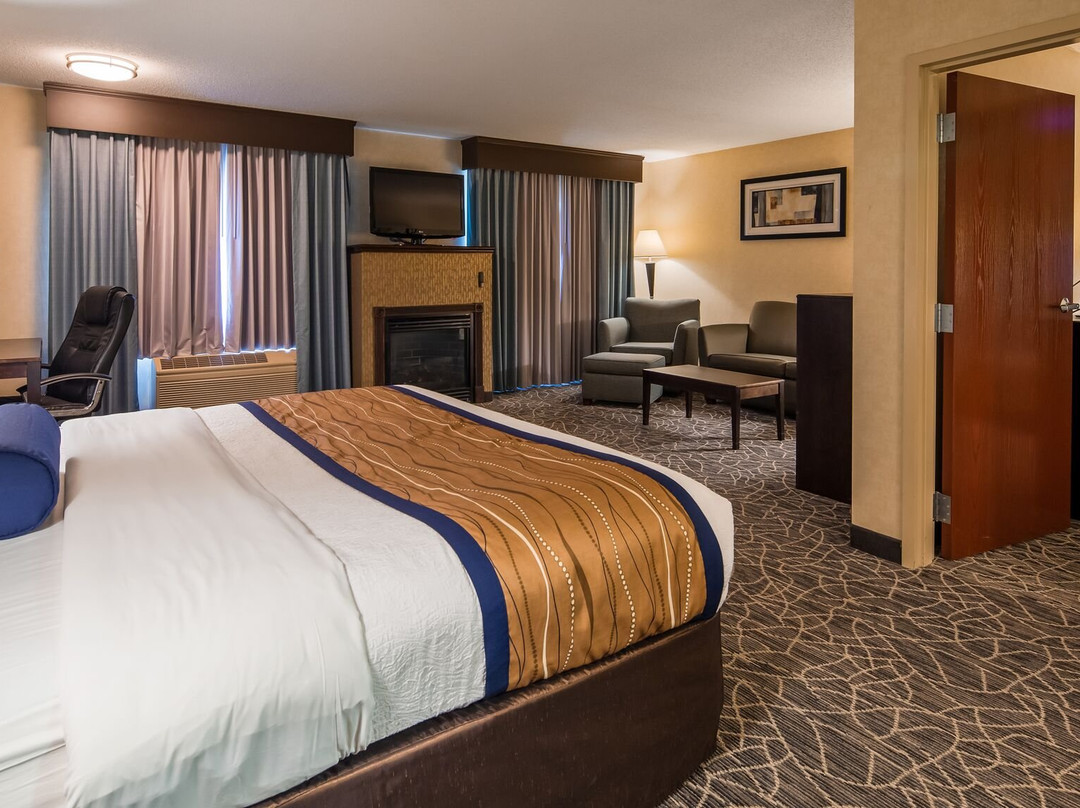 Best Western Plus Berkshire Hills Inn & Suites主图