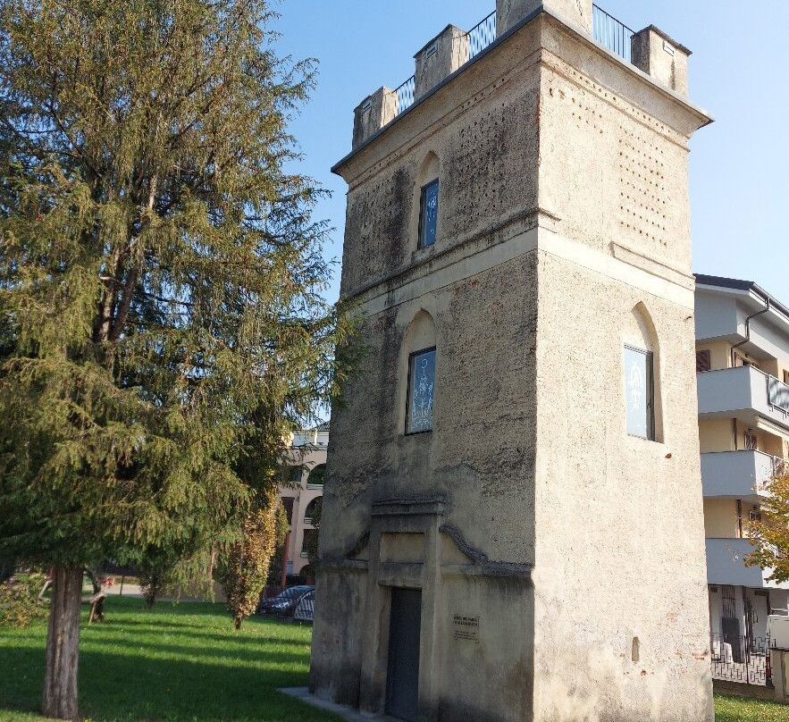 Torre Schiaparelli-Origgio必去景点