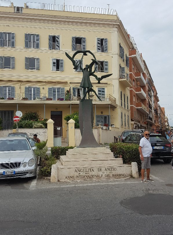 Monumento ad Angelita di Anzio-安济奥必去景点