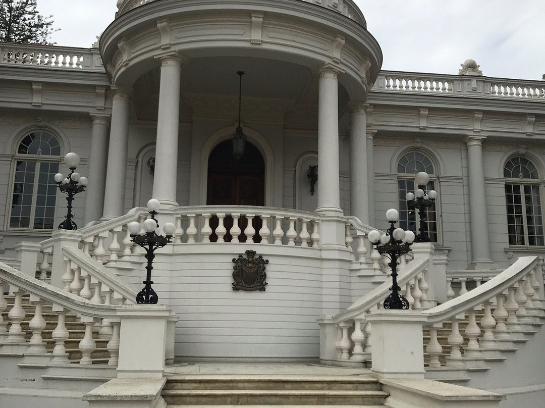 Palacio Rioja-比尼亚德尔马必去景点