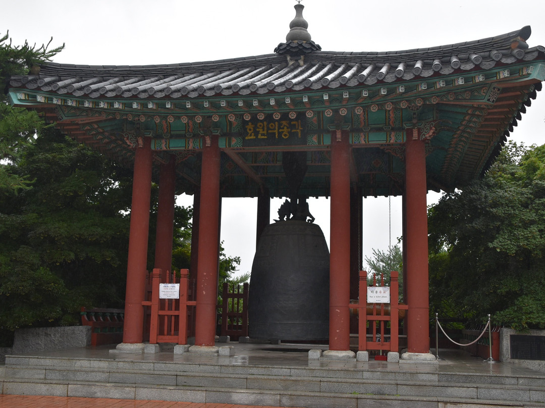 Hyowon’s Bell-水原市必去景点