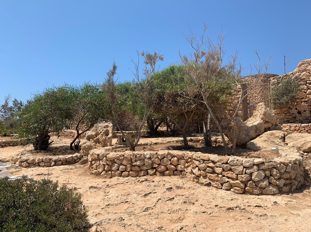 Portu 'Ntoni-兰佩杜萨必去景点