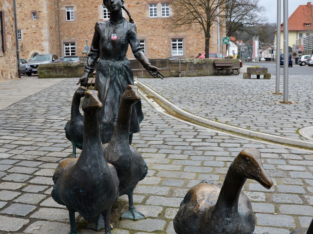 Skulptur "Die Ganseliesel"景点图片