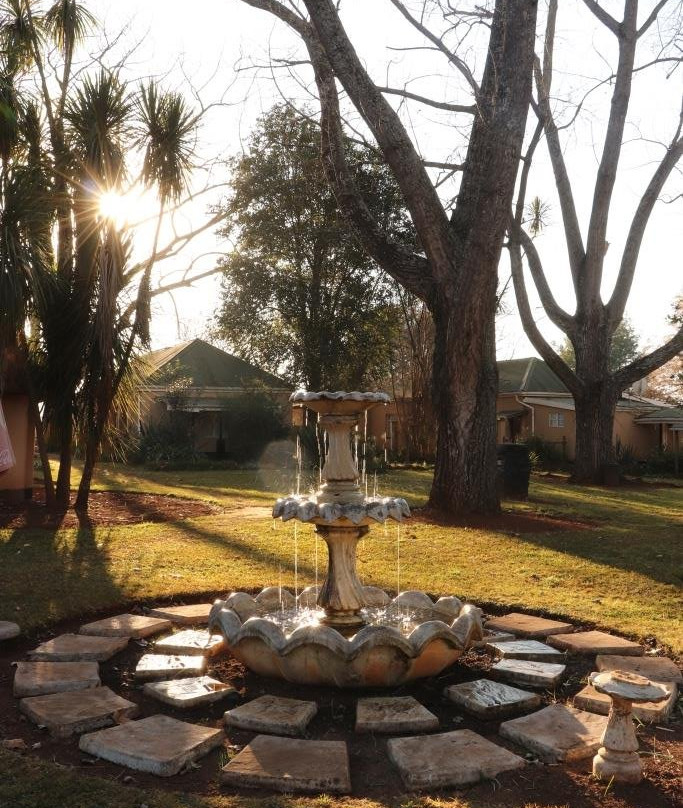 Hebron Haven Hotel主图