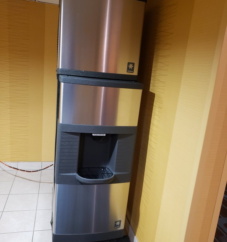 波士顿戴达姆费尔菲尔德客栈