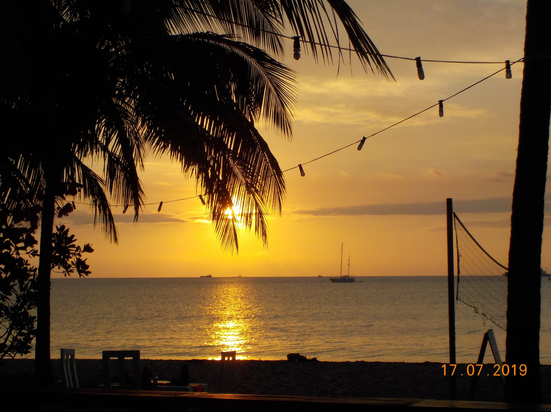 水瓶座海滩酒店主图