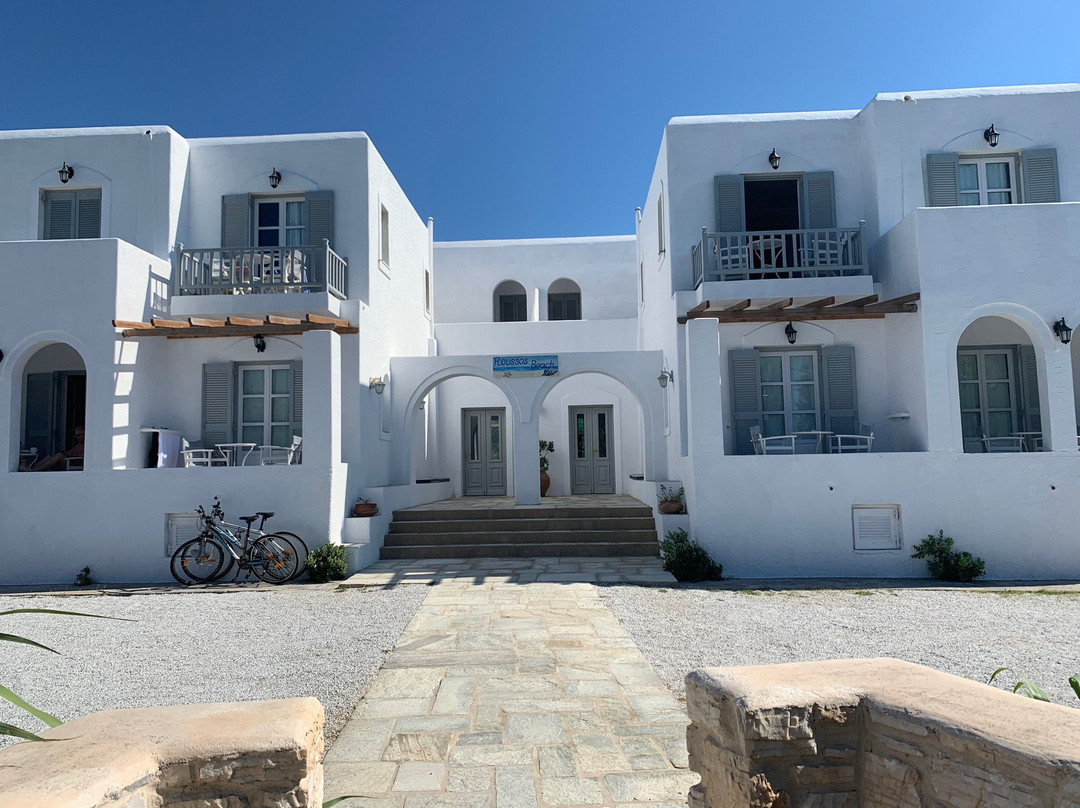 Roussos Beach Hotel主图