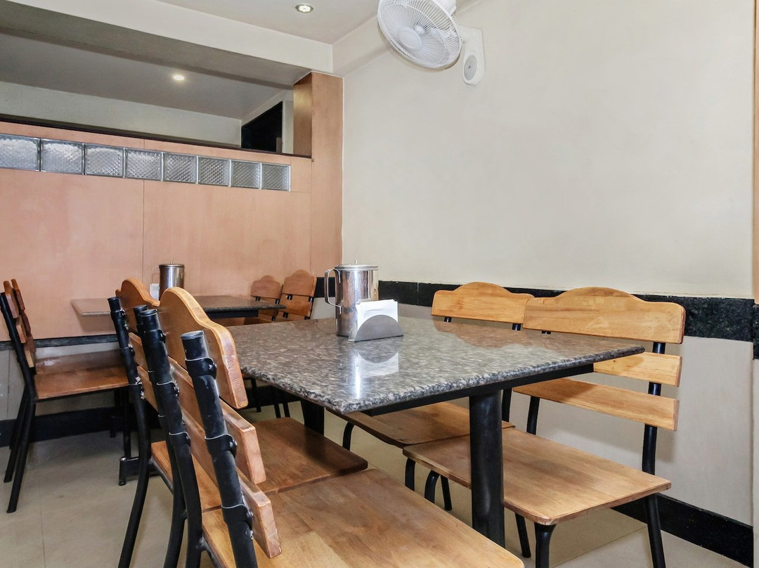 Hotel Megharaj主图