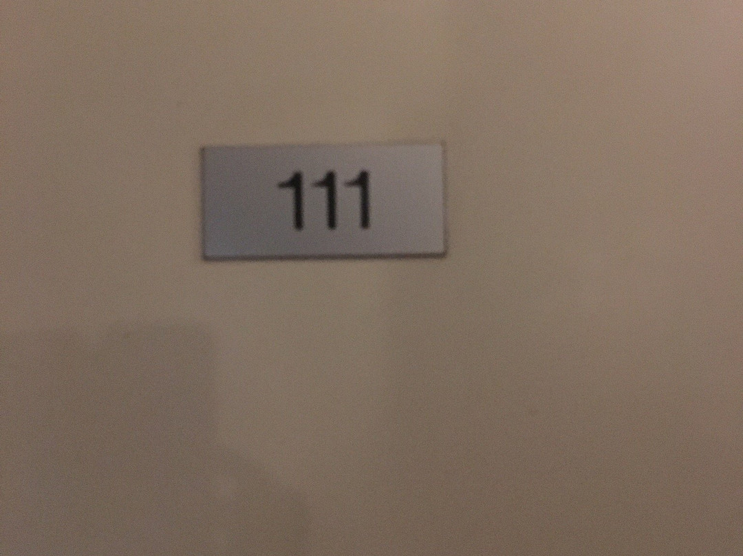 Hotel Le Moulin Rouge主图