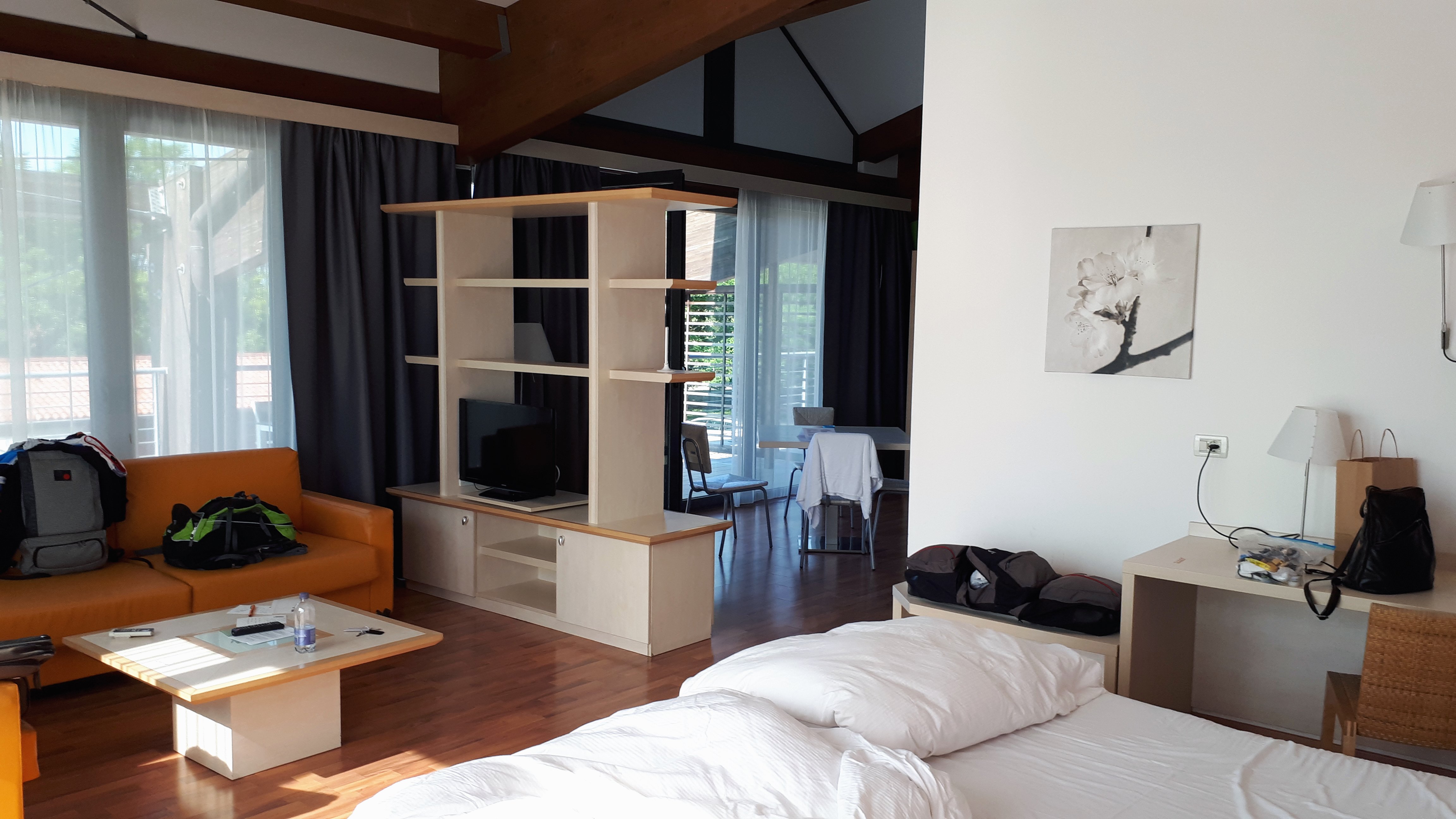 Marina Room & Suites-官方