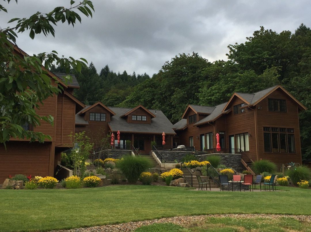 Vineyard View Inn主图