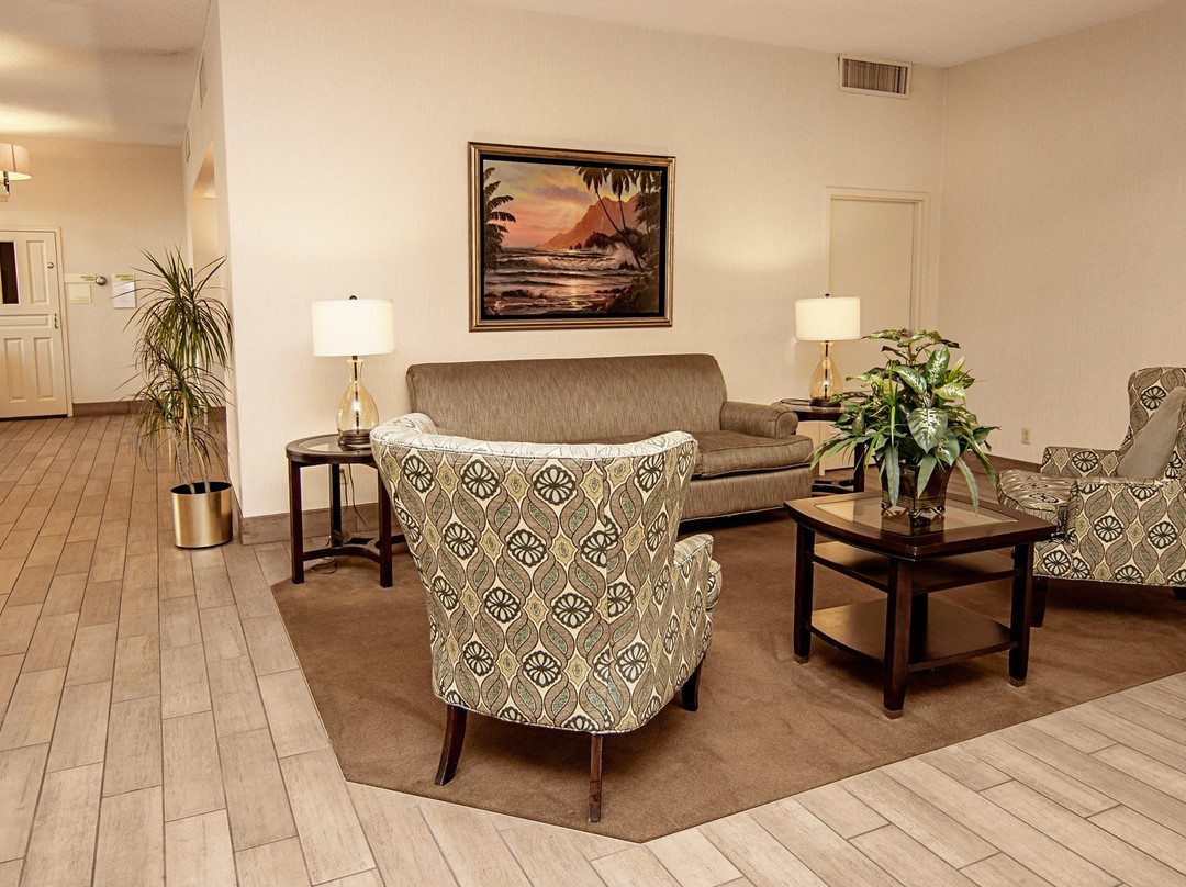 埃尔迈拉江景假日酒店主图