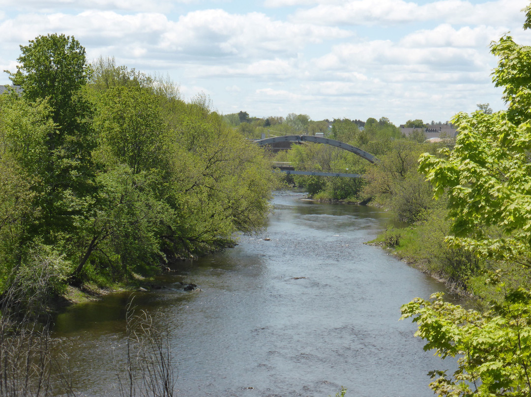 Houlton Riverfront Park景点图片