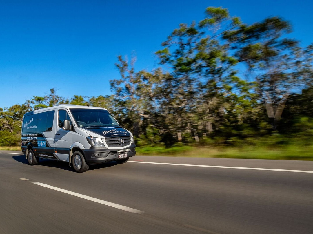 Atkinsons Specialist Shuttles-赫维湾必去景点