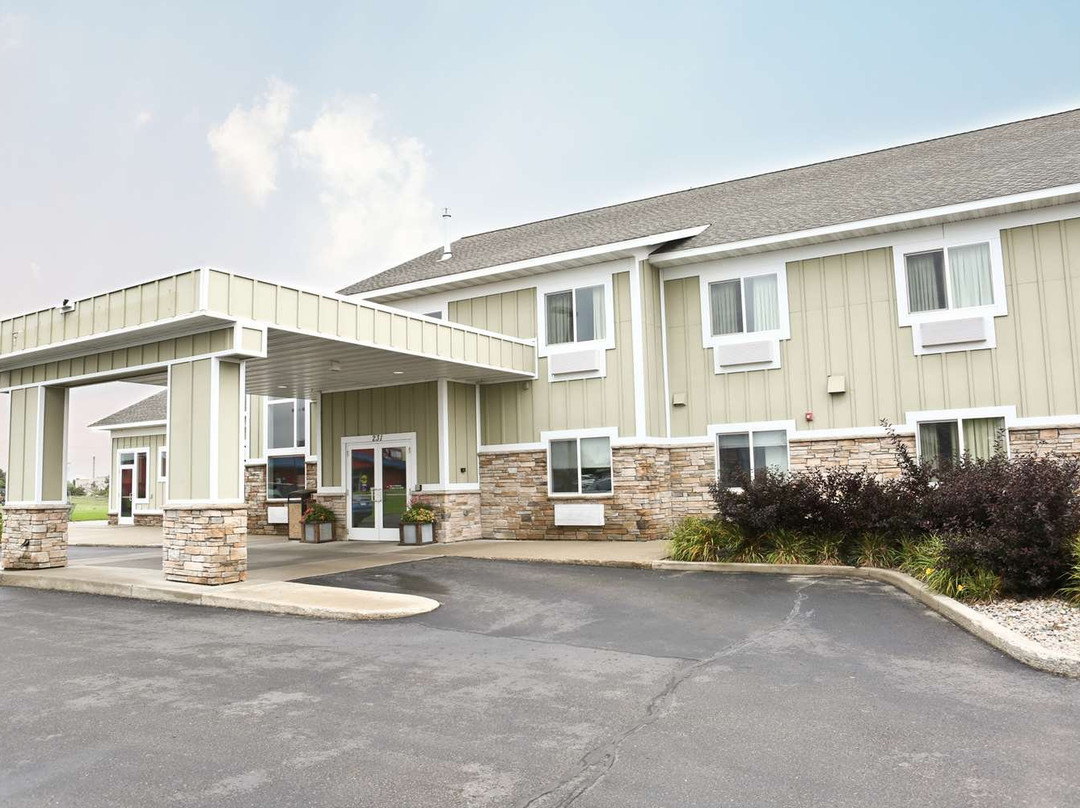 GrandStay Hotel & Suites Perham主图