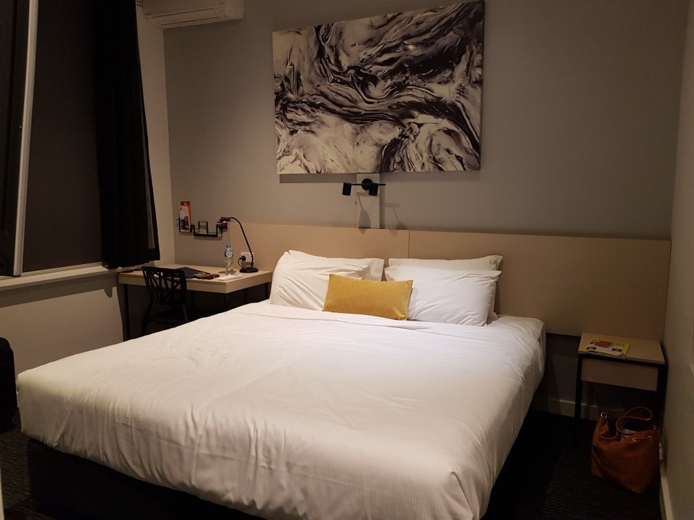科尔顿睡帽酒店