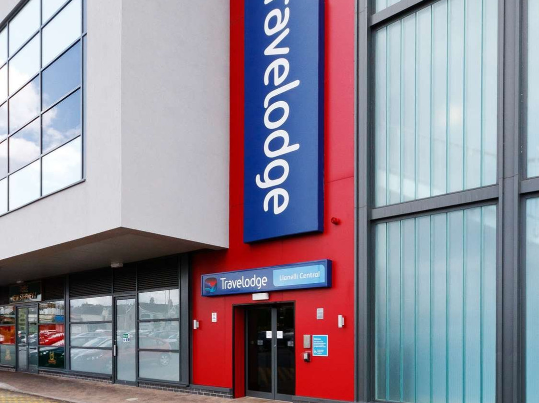 Travelodge Llanelli Central主图