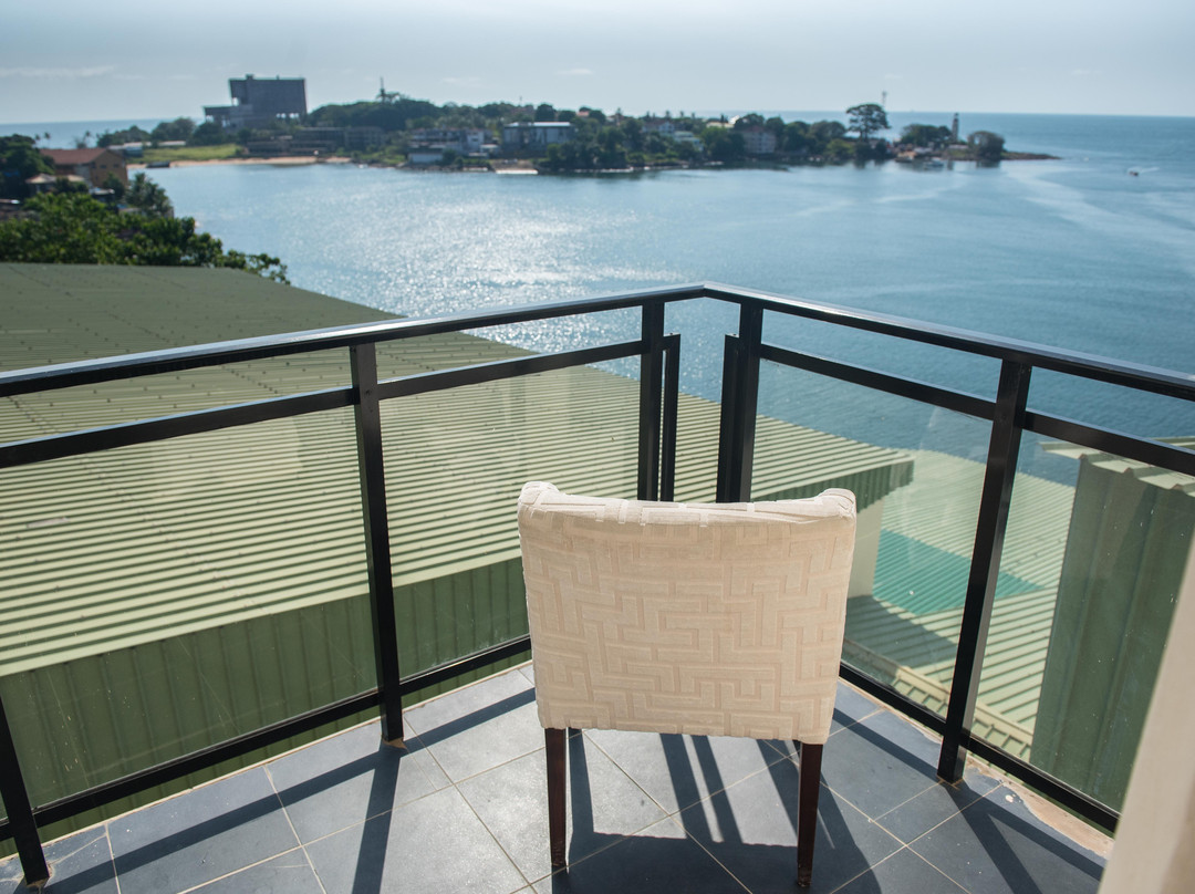 Golden Tulip Essential Freetown Hotel主图