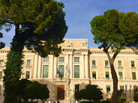 Fontana "La Pescara"-佩斯卡拉必去景点