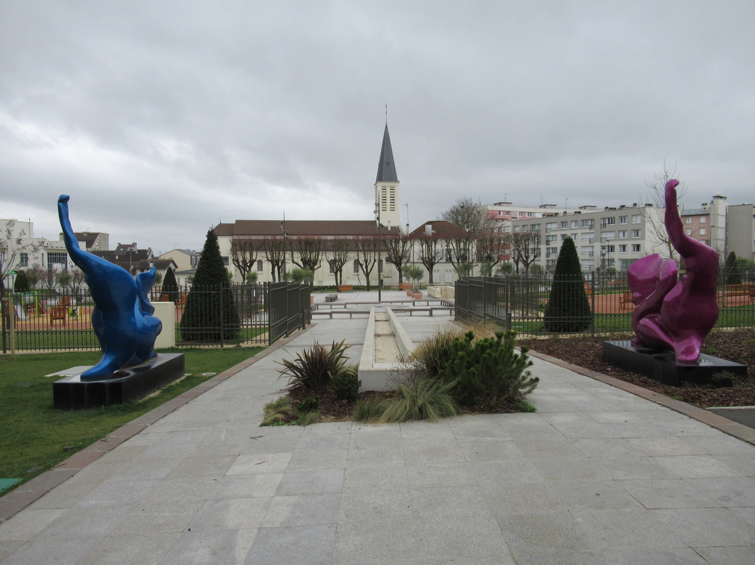 Gagny旅游景点-Place Foch