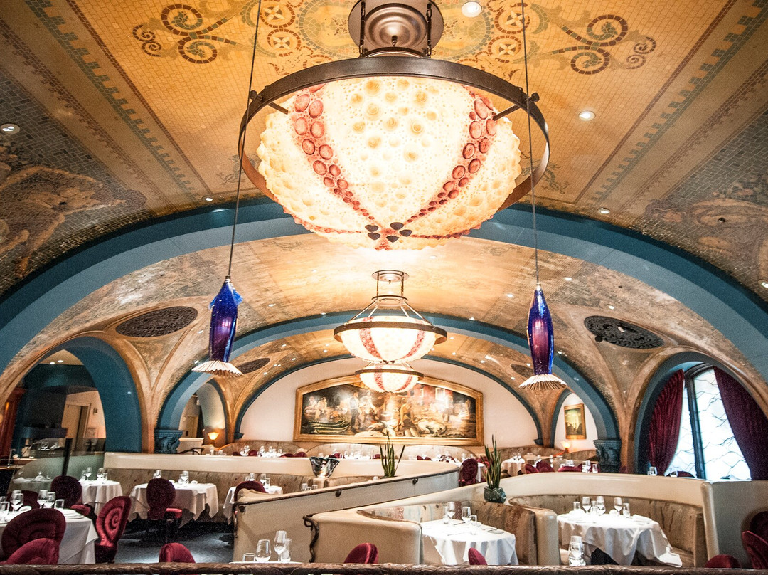 Ula Restaurant & Tapas Bar主图