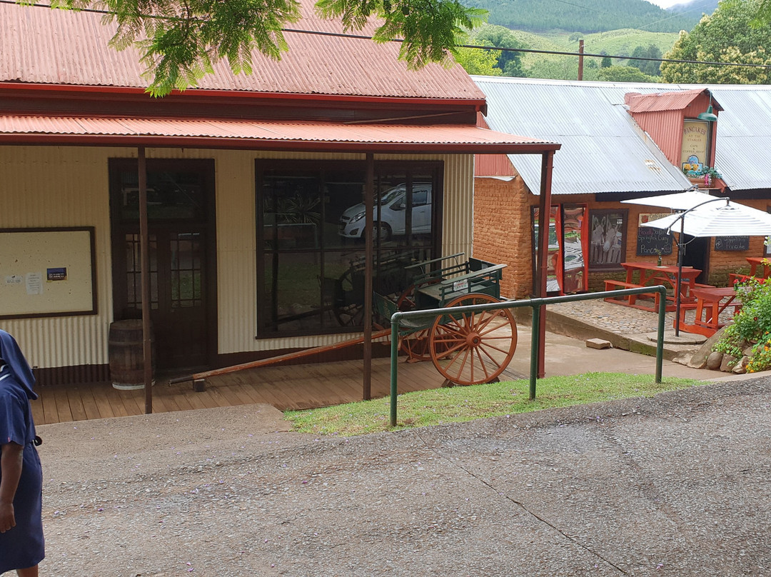 The Royal Hotel主图