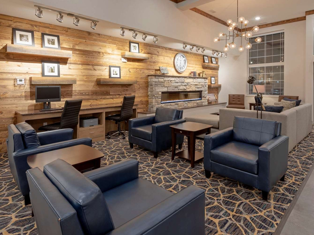 GrandStay Hotel & Suites Milbank主图