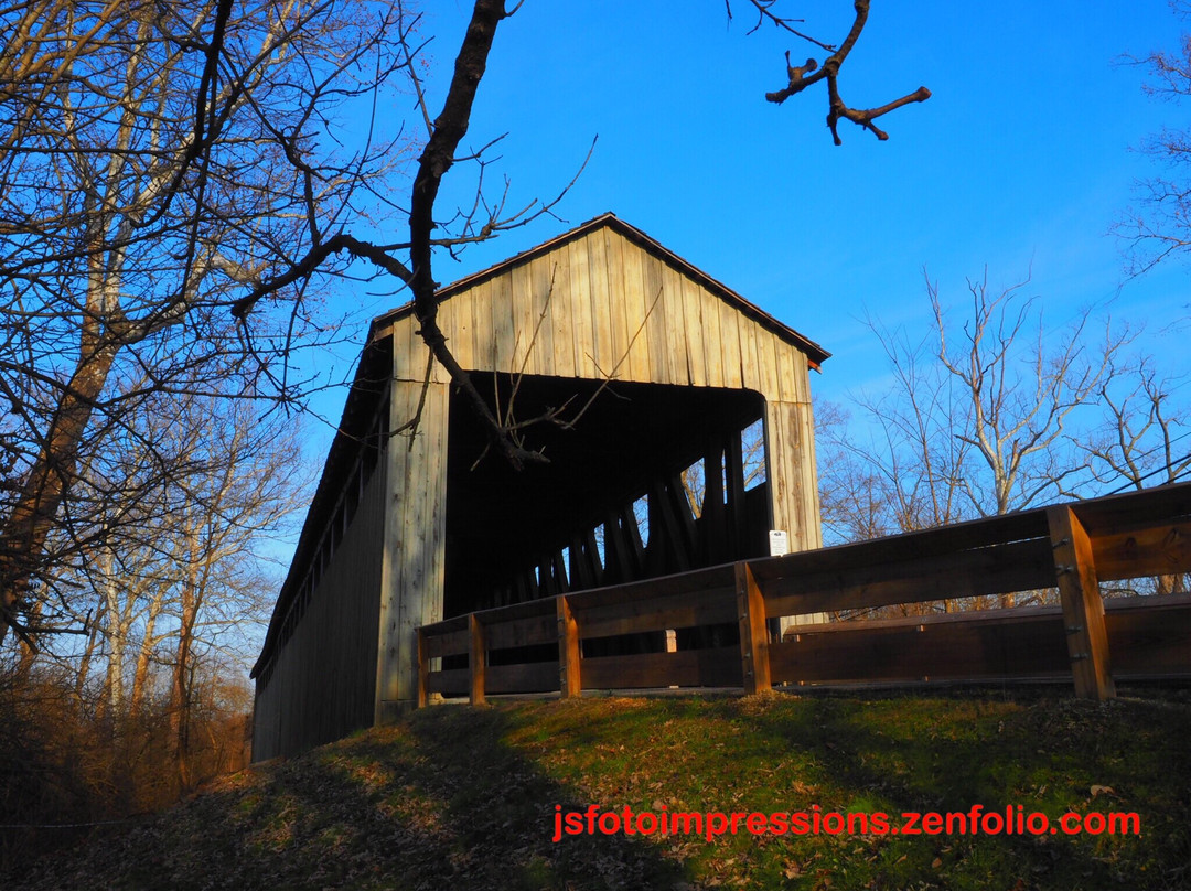 The Black Covered Bridge-Oxford必去景点