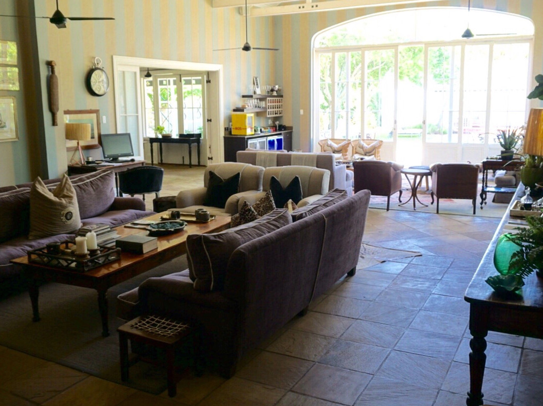 The Milner By The Oyster Collection主图