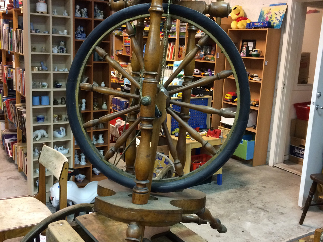 Svalernes Genbrugsbutik-欧登塞必去景点