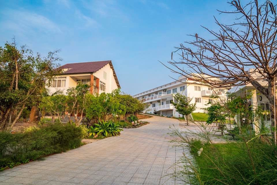 PhiLao Camping Resort