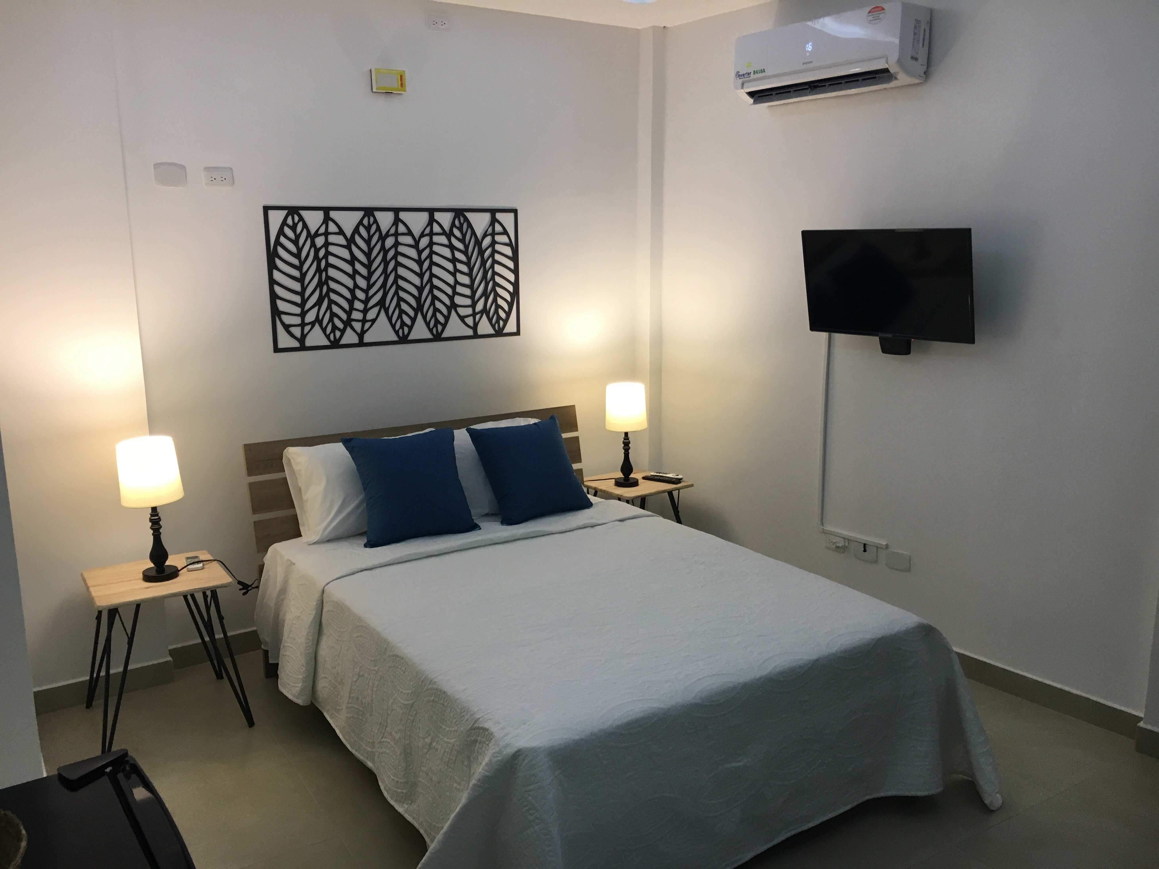 Black Castle Guesthouse-官方