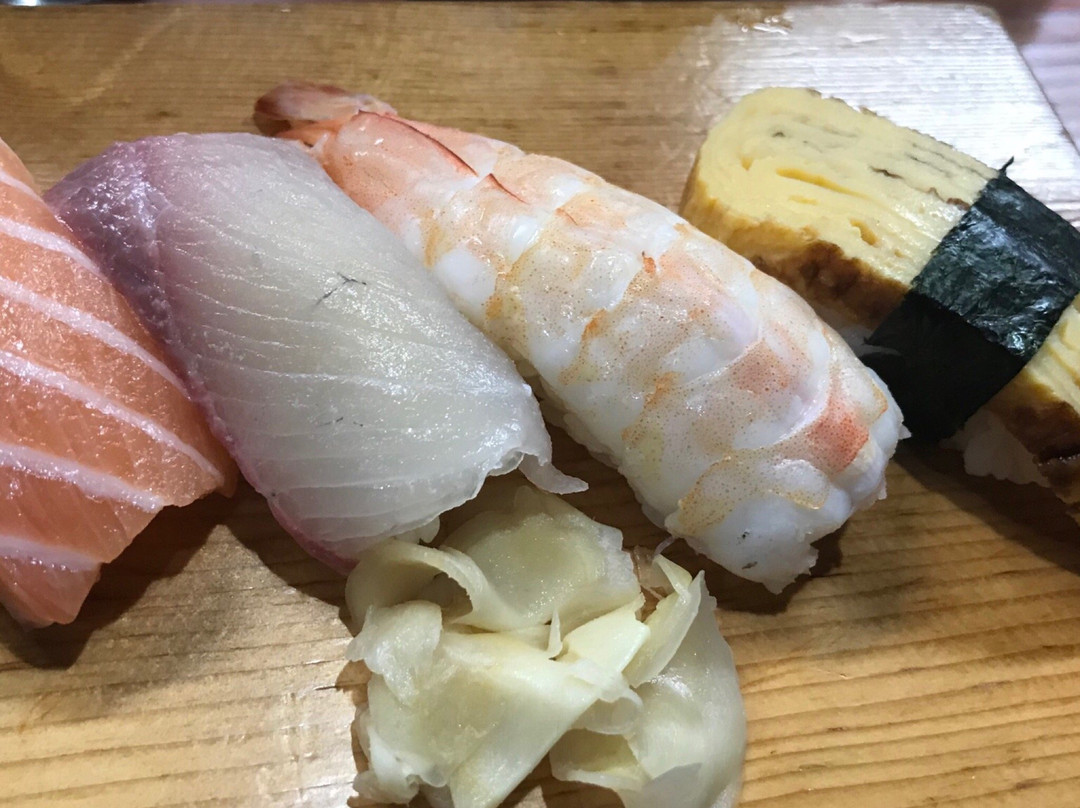 桂すし