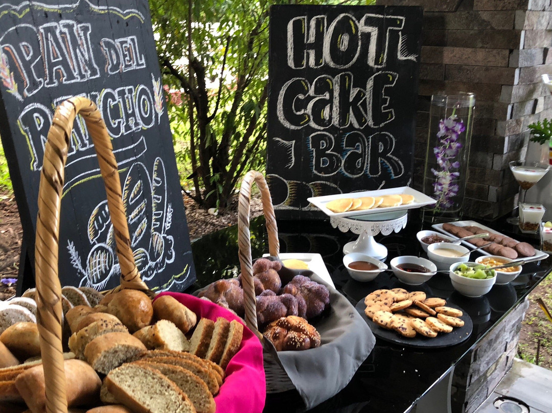 Rancho Macloy Hotel Spa & Social Events主图