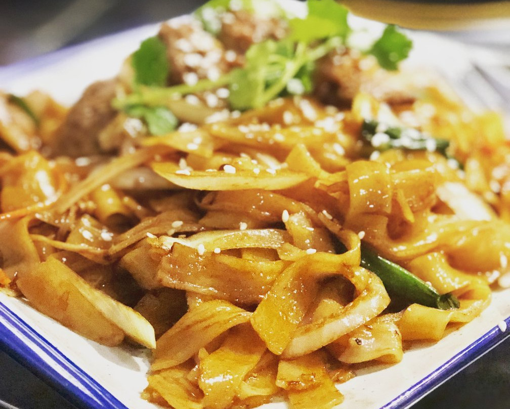 Ternary Chinese Restaurant