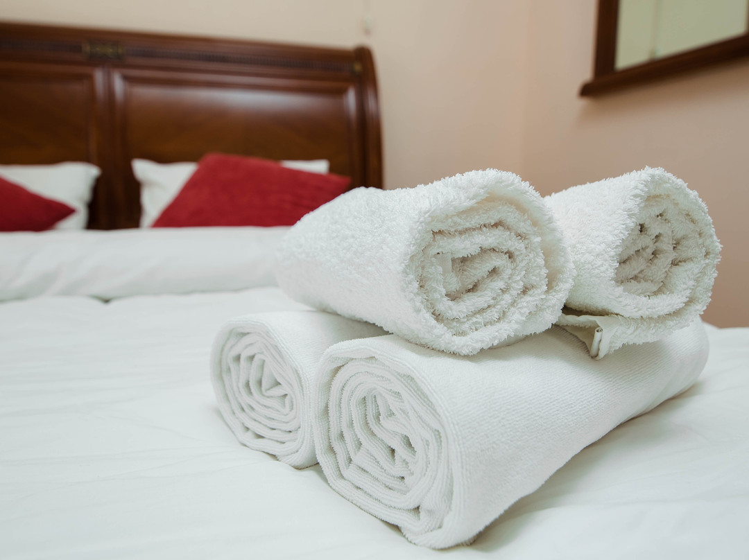 Azat Hotel主图