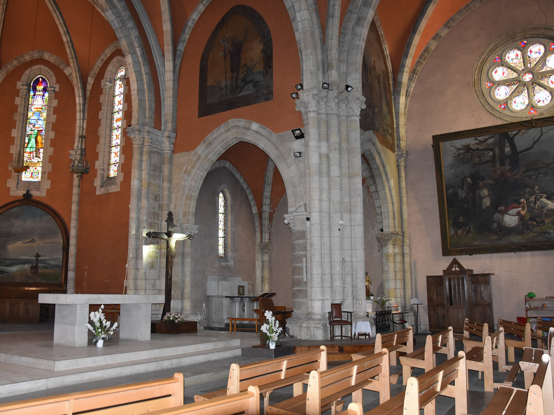 Eglise Saint-Nicolas.-卡布勒通必去景点