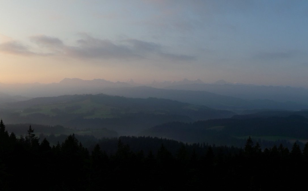 Chuderhusi Aussichtsturm-Roethenbach im Emmental必去景点